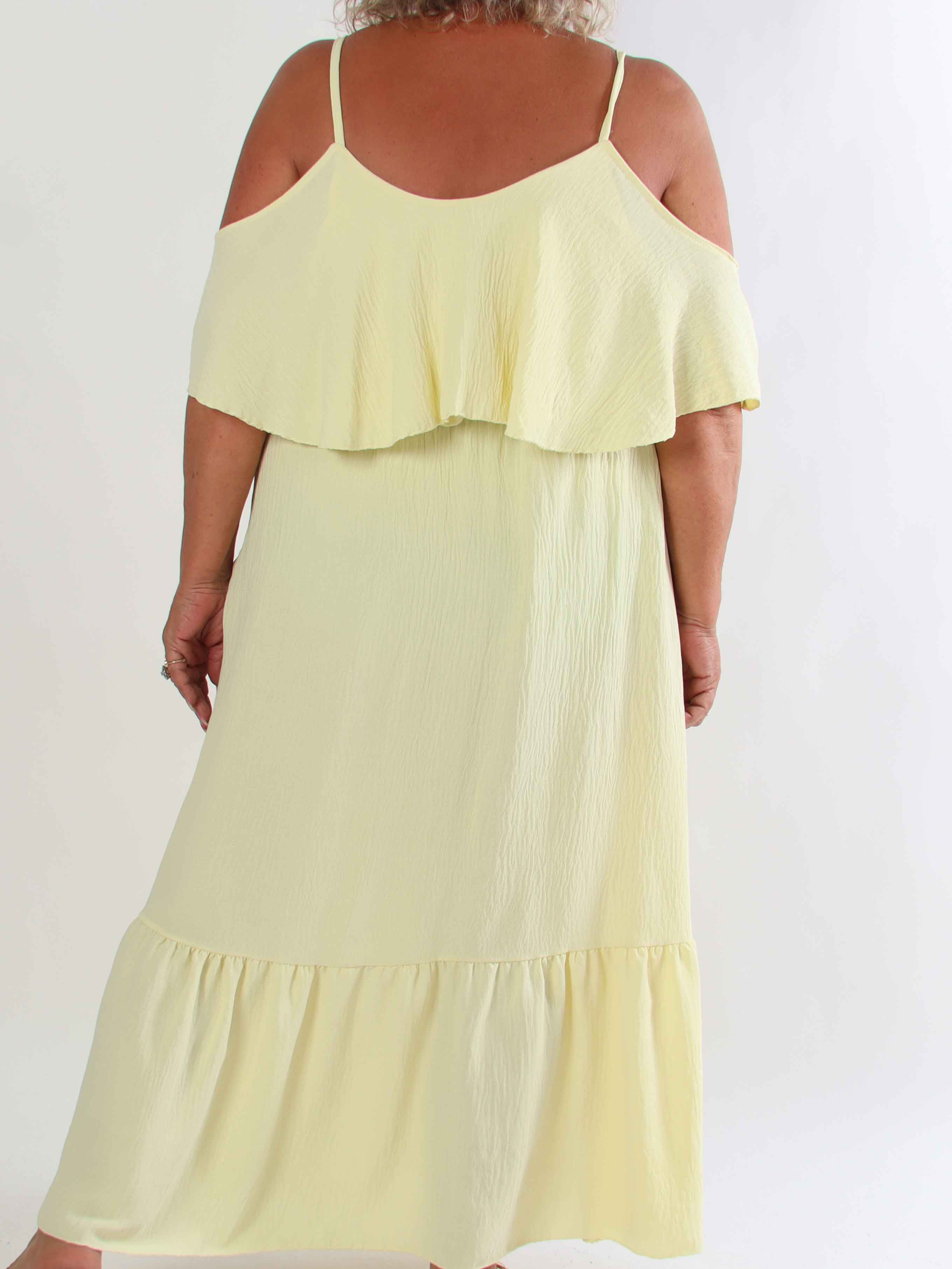 Luciana - Elegant lang plus size kjole i viskoseblanding med åbne skuldre